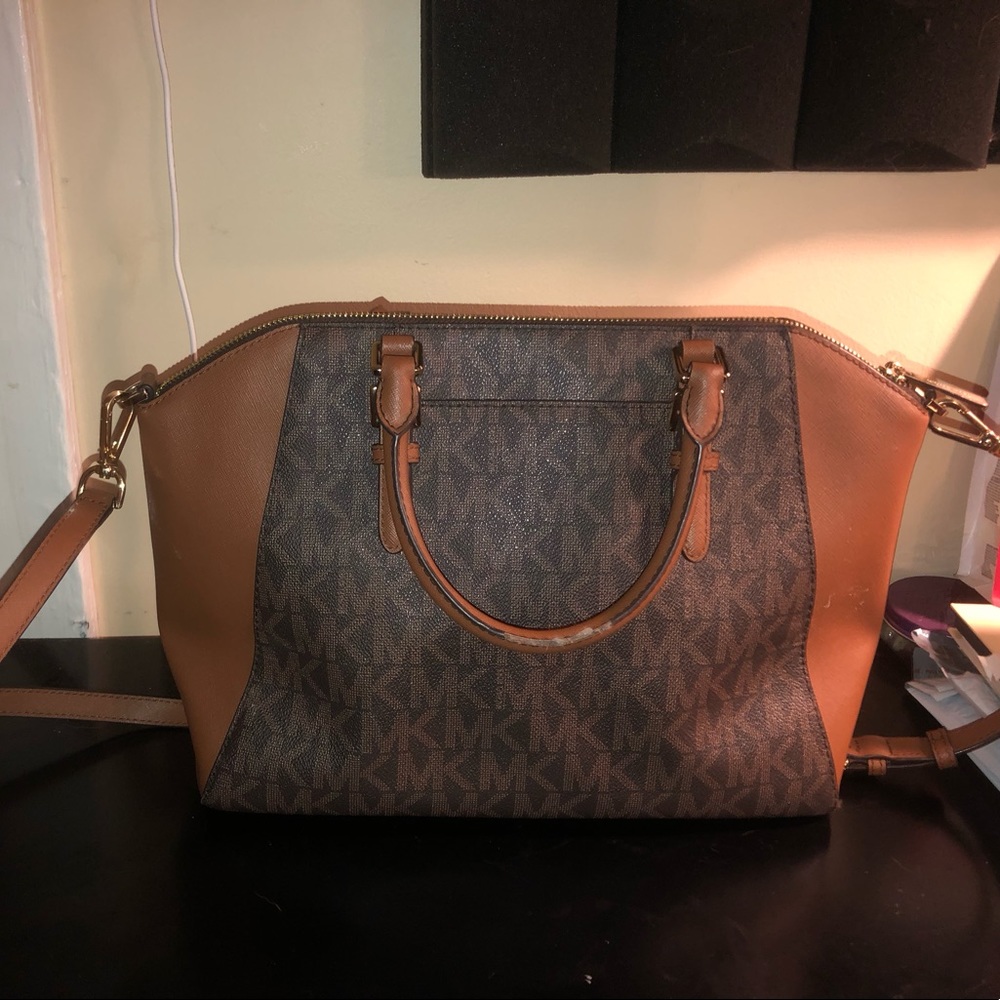 michael kors satchel - Picture 2 of 6